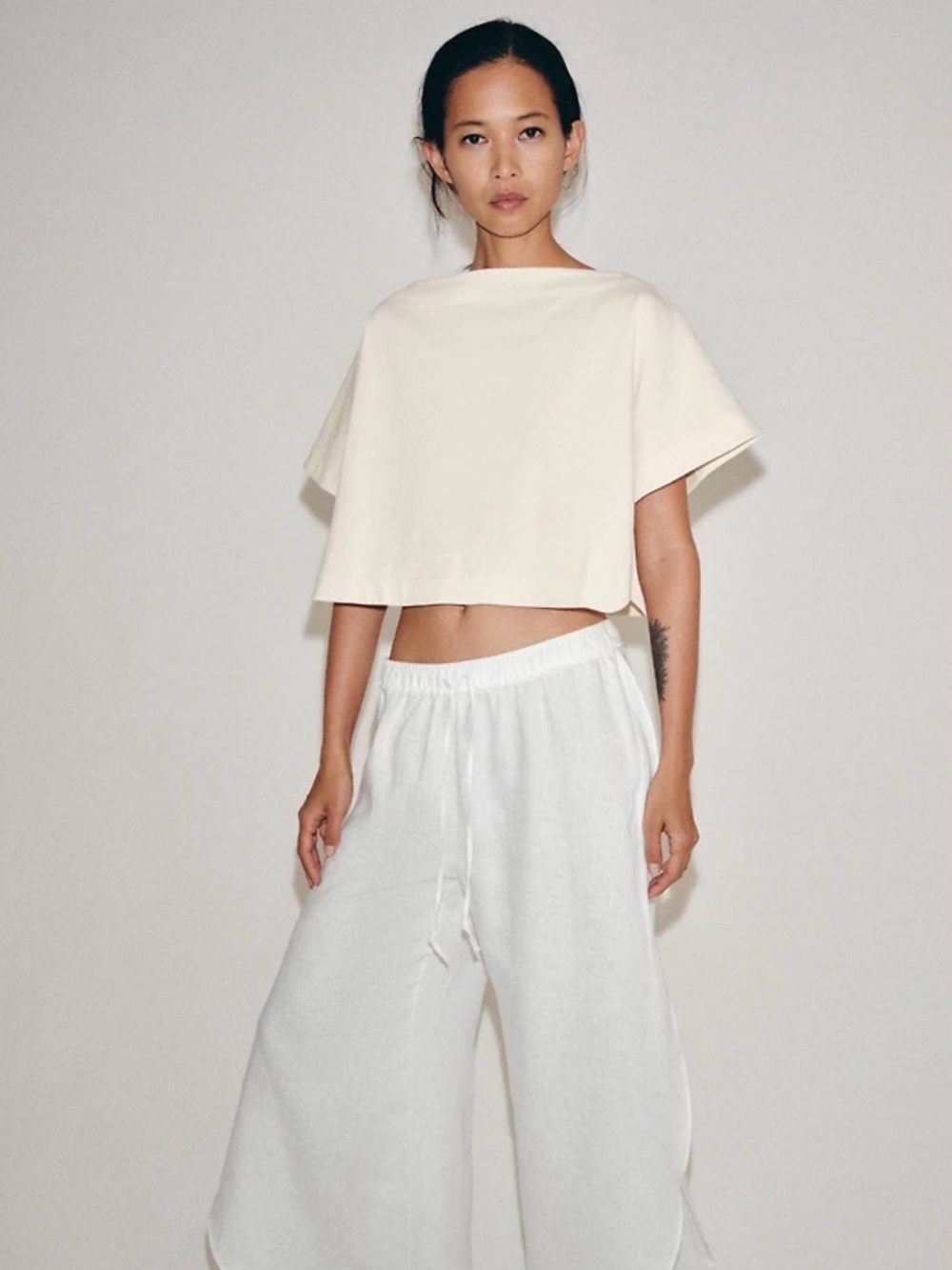 NWT Zara Ecru Cream Boxy Crop Top - Minimal Short Sleeve Cape Effect T Shirt S